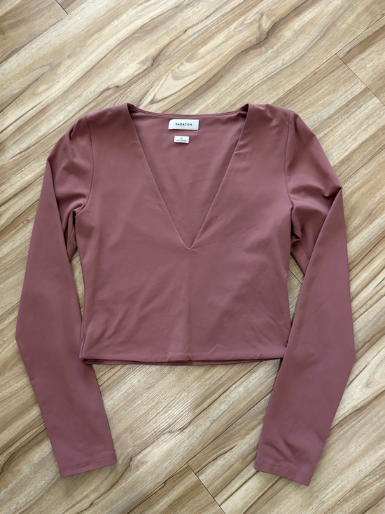 Babaton Tops - Aritzia/Babaton Deep V-Neck Long Sleeve Top in Dusty Rose